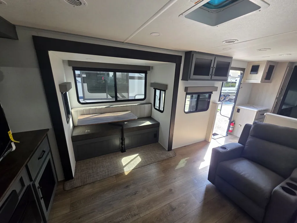 2027 Forest River Solaire 3300FLBS, Photos photo 15