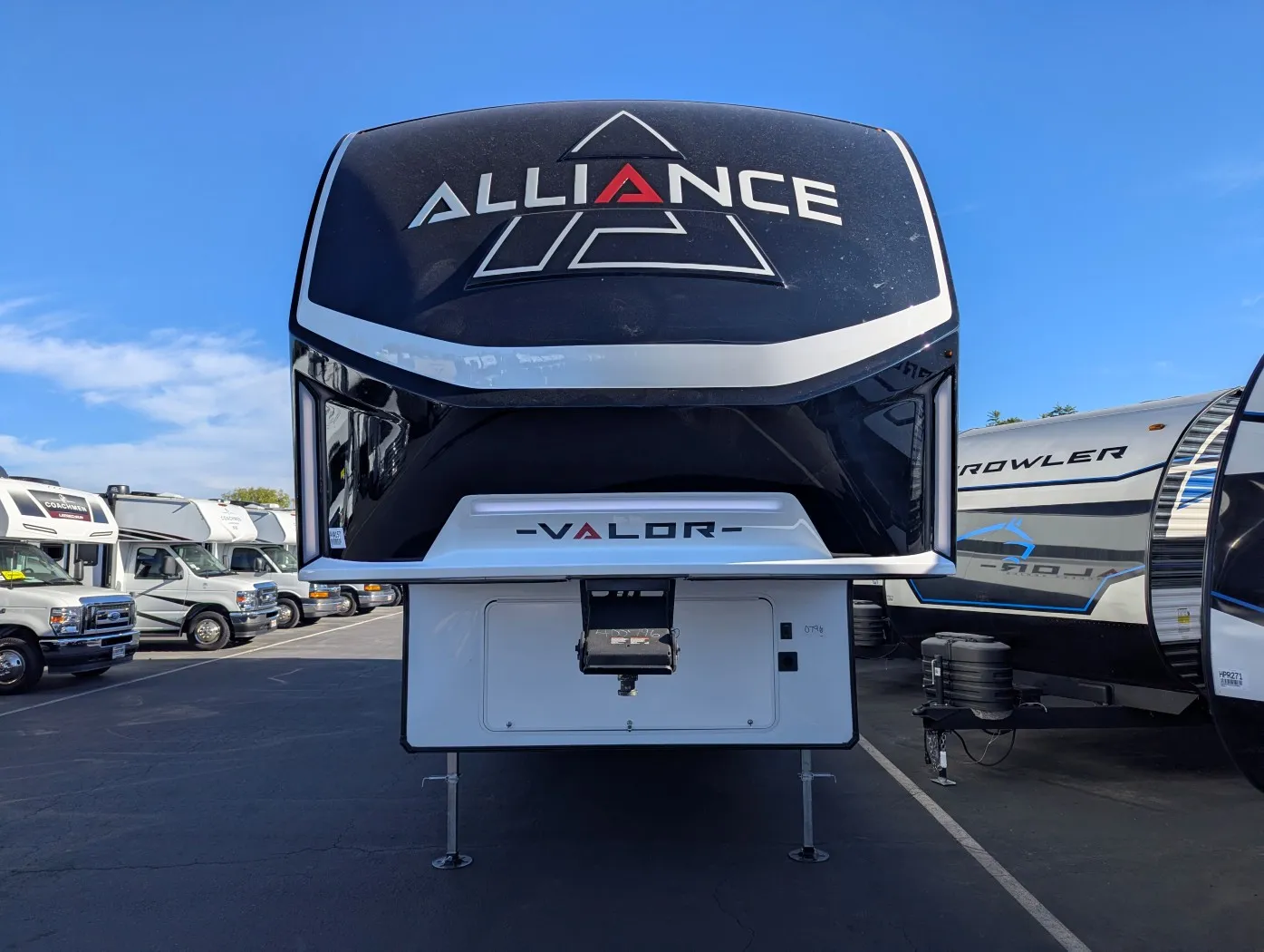 2026 Alliance RV Valor 32A10 - Photo 3