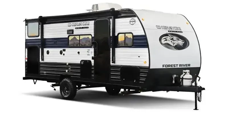 Cherokee Wolf Pup 16LP exterior