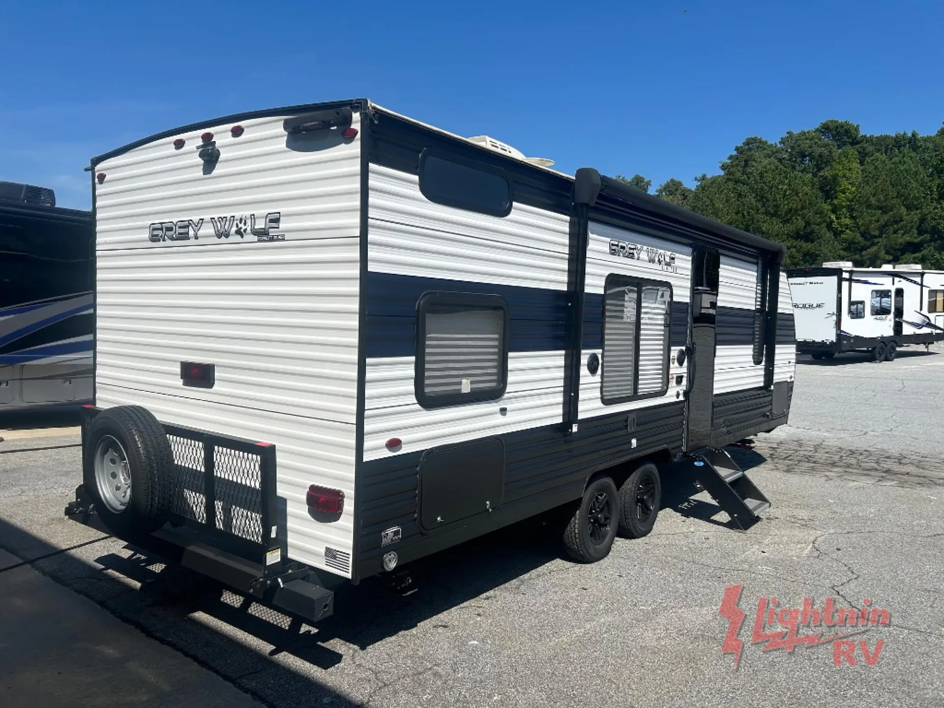 2023 Forest River Cherokee Grey Wolf 26DJSE — Photo 6