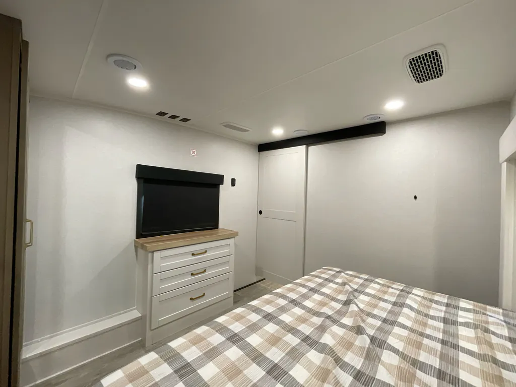 2026 Jayco Eagle 321RSTS, Photos photo 15