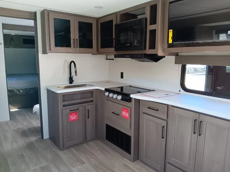 2026 Grand Design Transcend 245RLT - Photo 4