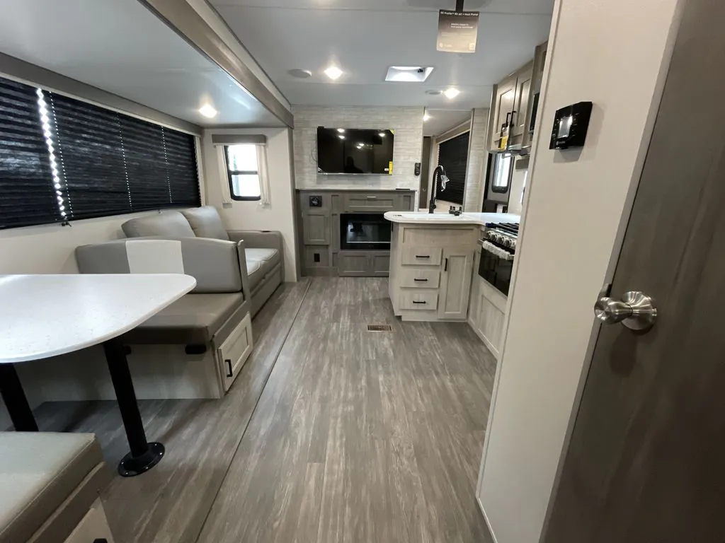 2026 Forest River Aurora 34BHTS — Photo 5