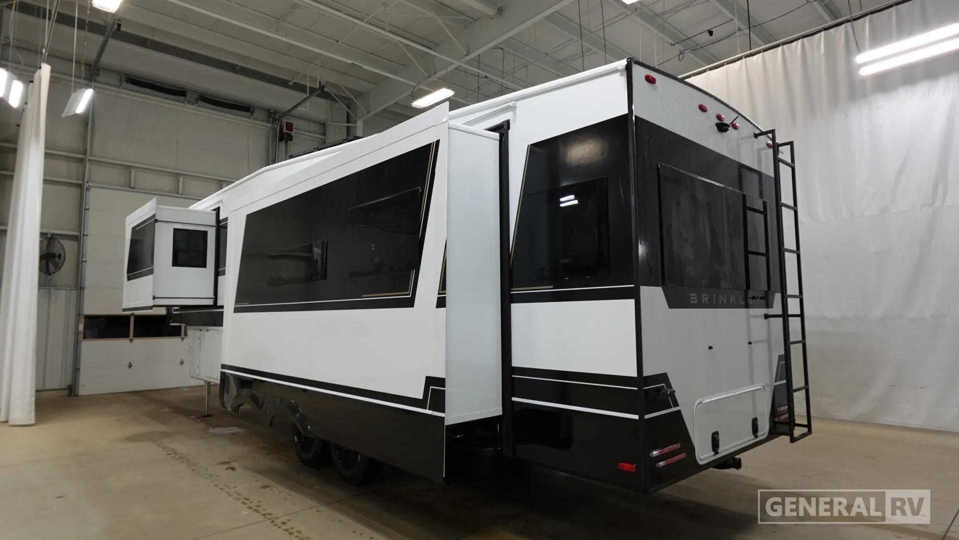 2026 Brinkley Model Z 3100 - Photo 4