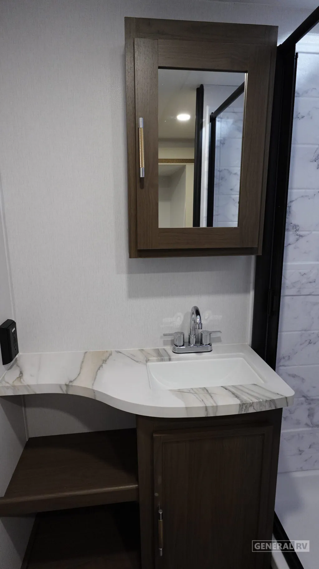 2027 Coachmen Freedom Express Select 29SE, Photos photo 18
