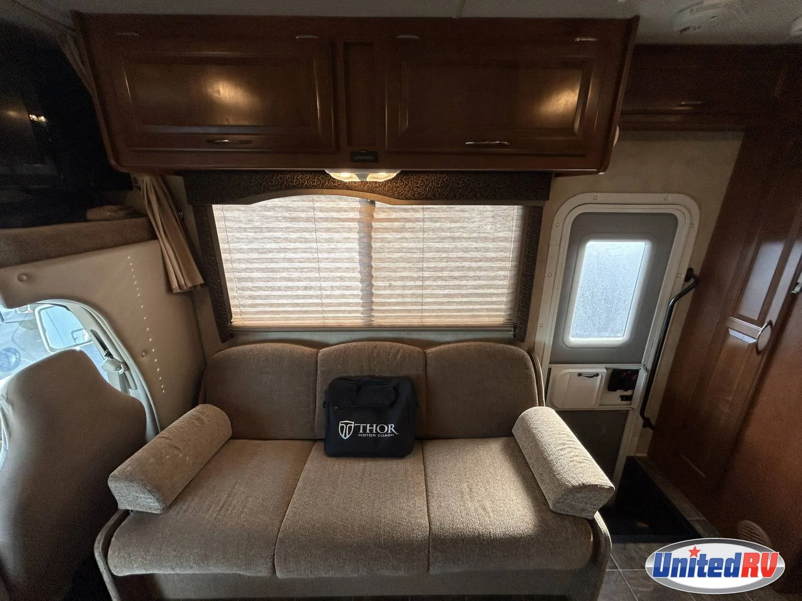 2021 THOR FOUR WINDS 31F - Photo 3