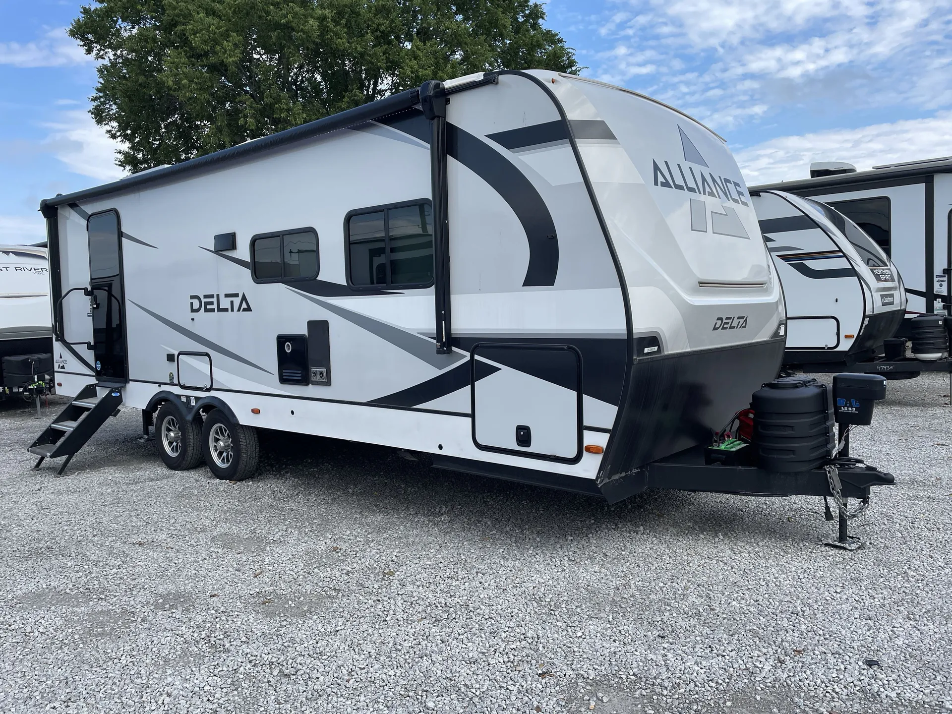 2025 Alliance RV Delta 262RB - Photo 2