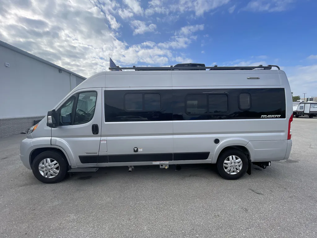 2022 Winnebago Travato 59KL, Photos photo 6