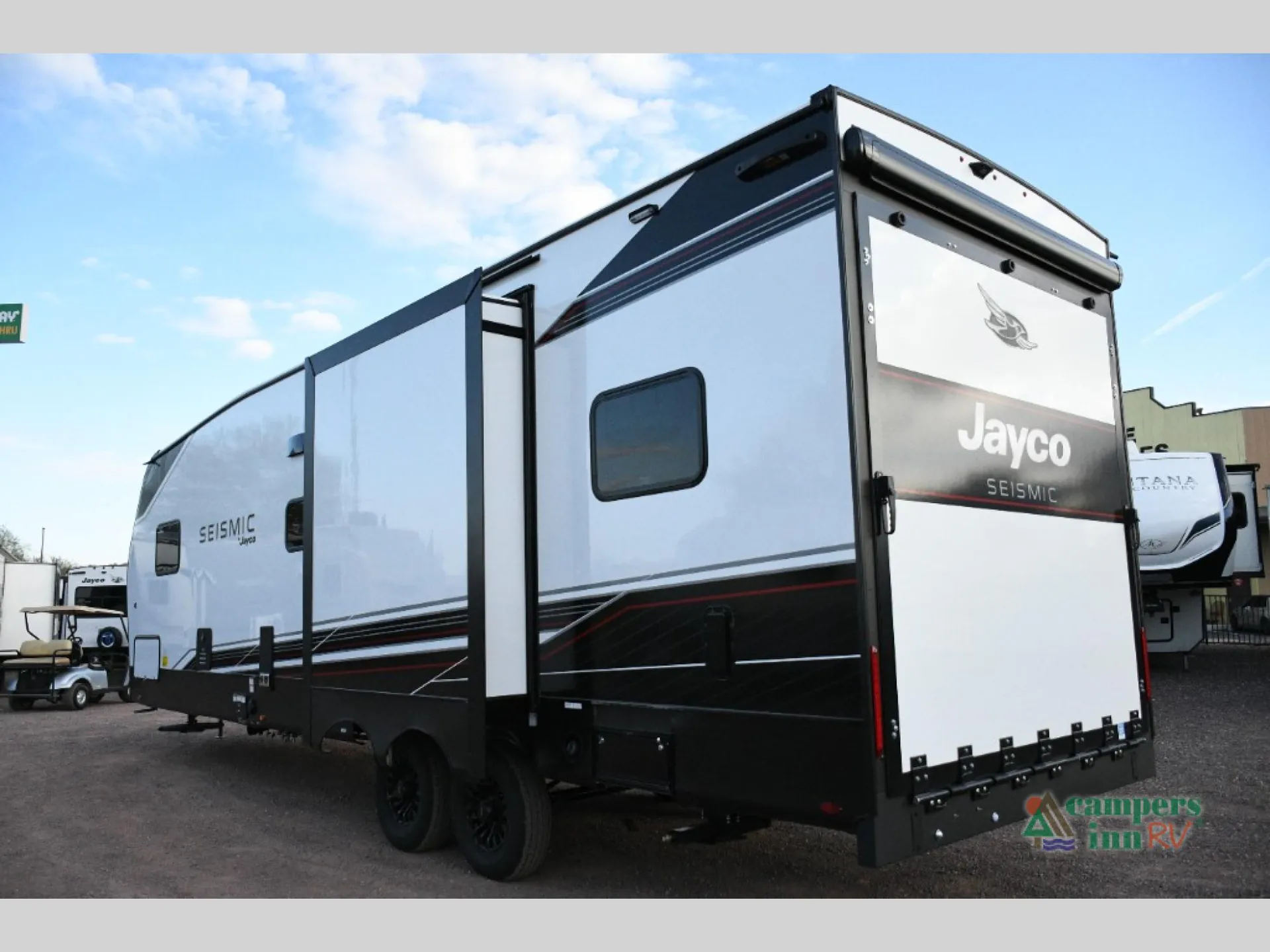 2027 Jayco Seismic 286 - Photo 4