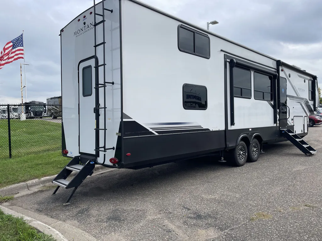 2024 Keystone Montana High Country 381TB, Photos photo 37