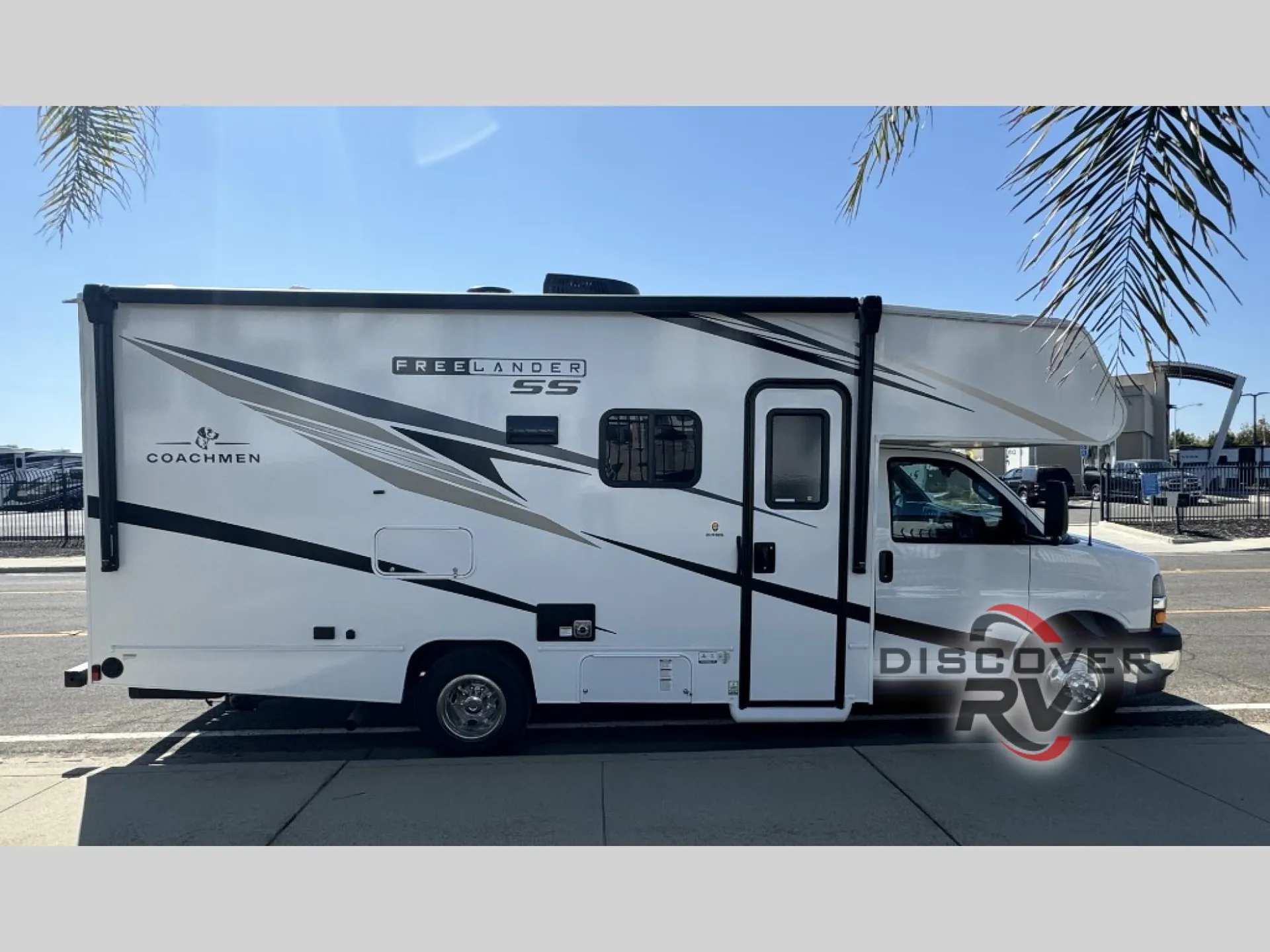 2026 Coachmen Freelander 21RSS - Photo 3