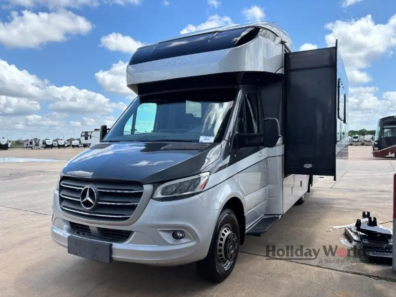 2020 Tiffin Wayfarer 25 RW - Photo 3