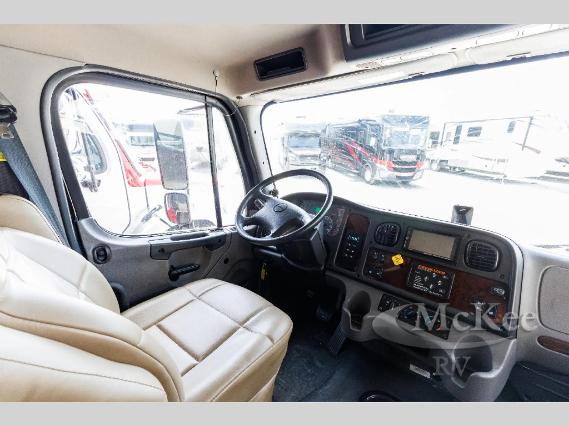 2020 Entegra Coach Accolade 37TS - Photo 3