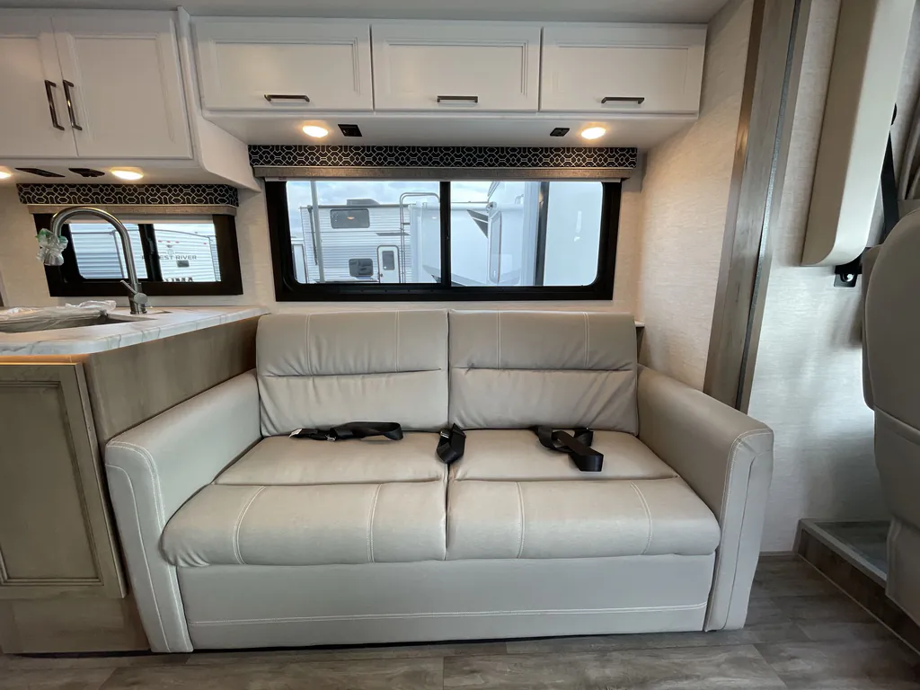 2026 Thor Motor Coach Freedom Traveler A29, Photos photo 29