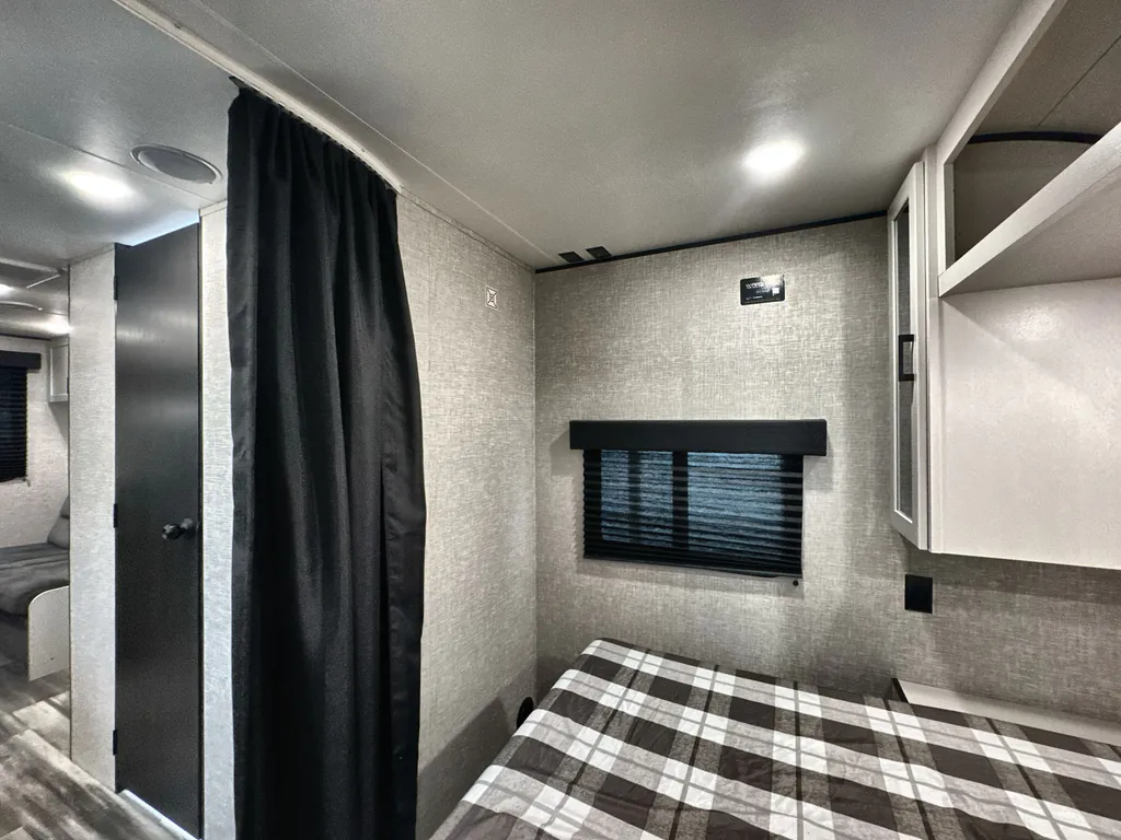 2025 Jayco Jay Flight SLX 210QB, Photos photo 12