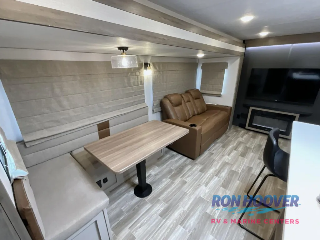 2025 Forest River Vibe 3400BH, Photos photo 4