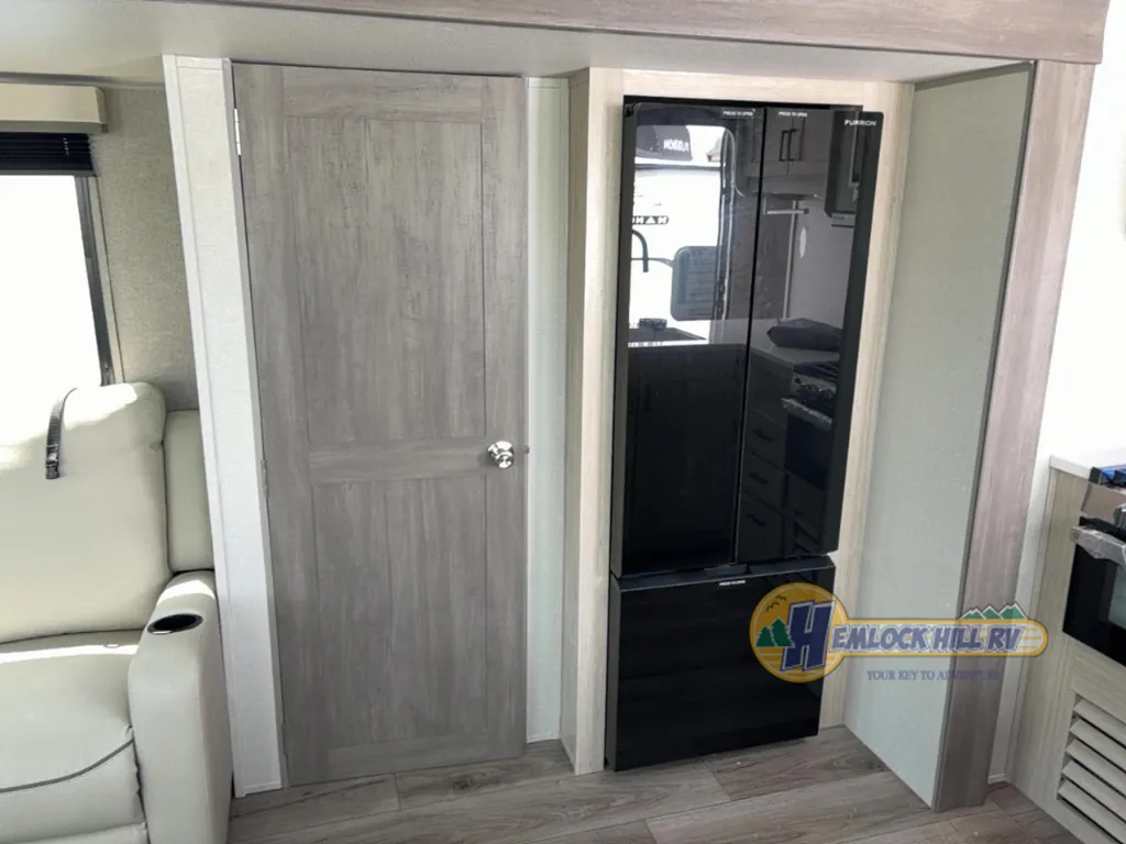2026 Coachmen Catalina Legacy Edition 283RNR, Photos photo 20