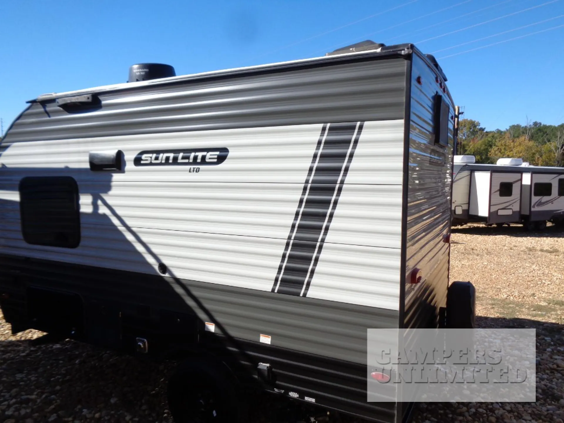 2025 Sunset Park RV Sun Lite LTD 13BD - Photo 3
