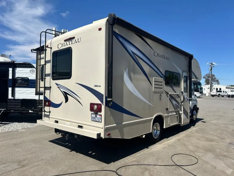 2020 Thor Motor Coach Chateau 22B - Photo 3