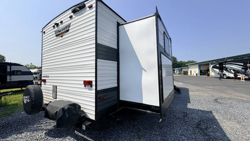 2022 Forest River Wildwood 31KQBTS, Photos photo 41