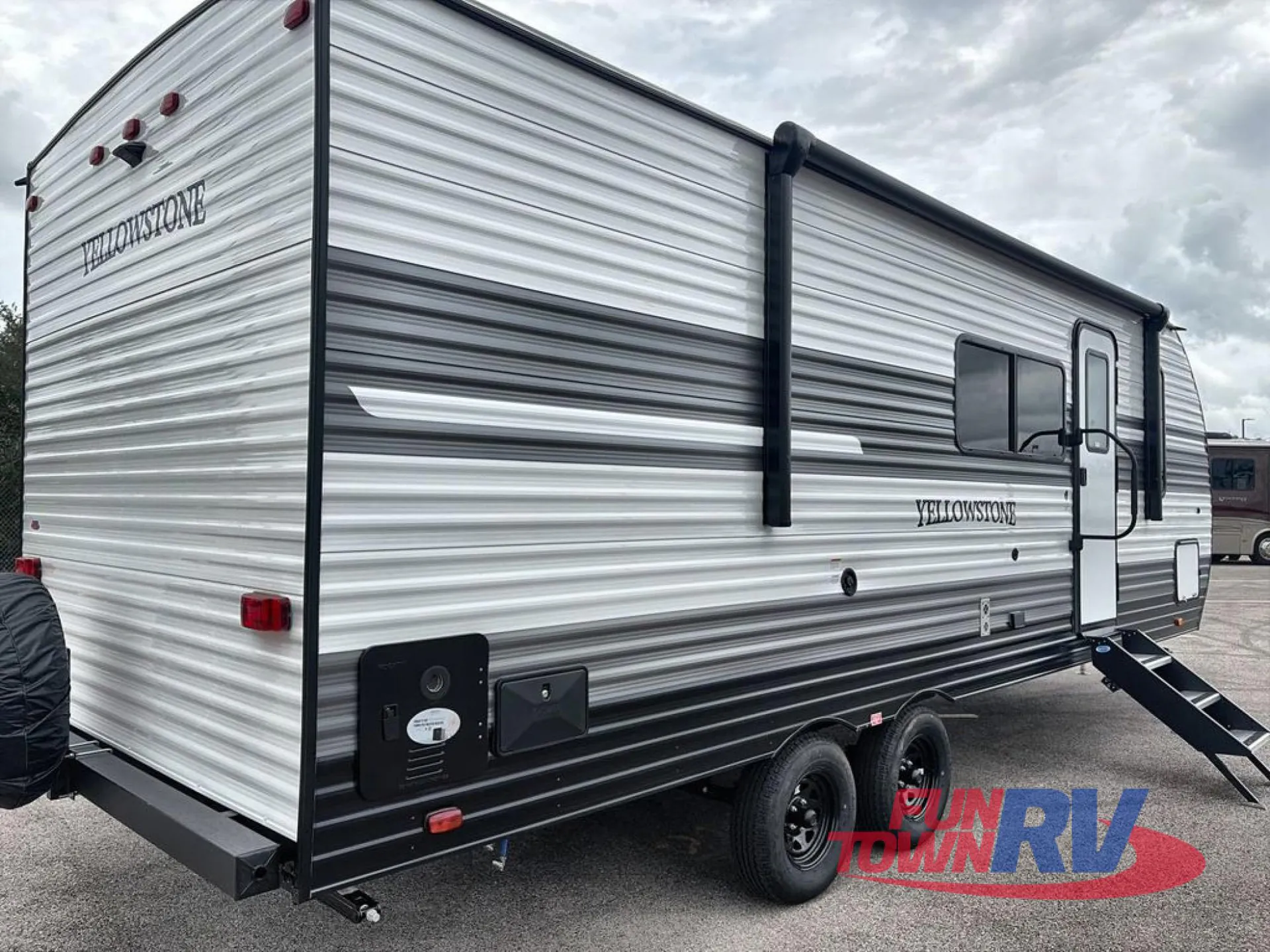 2026 Gulf Stream Yellowstone Classic 257RB - Photo 4