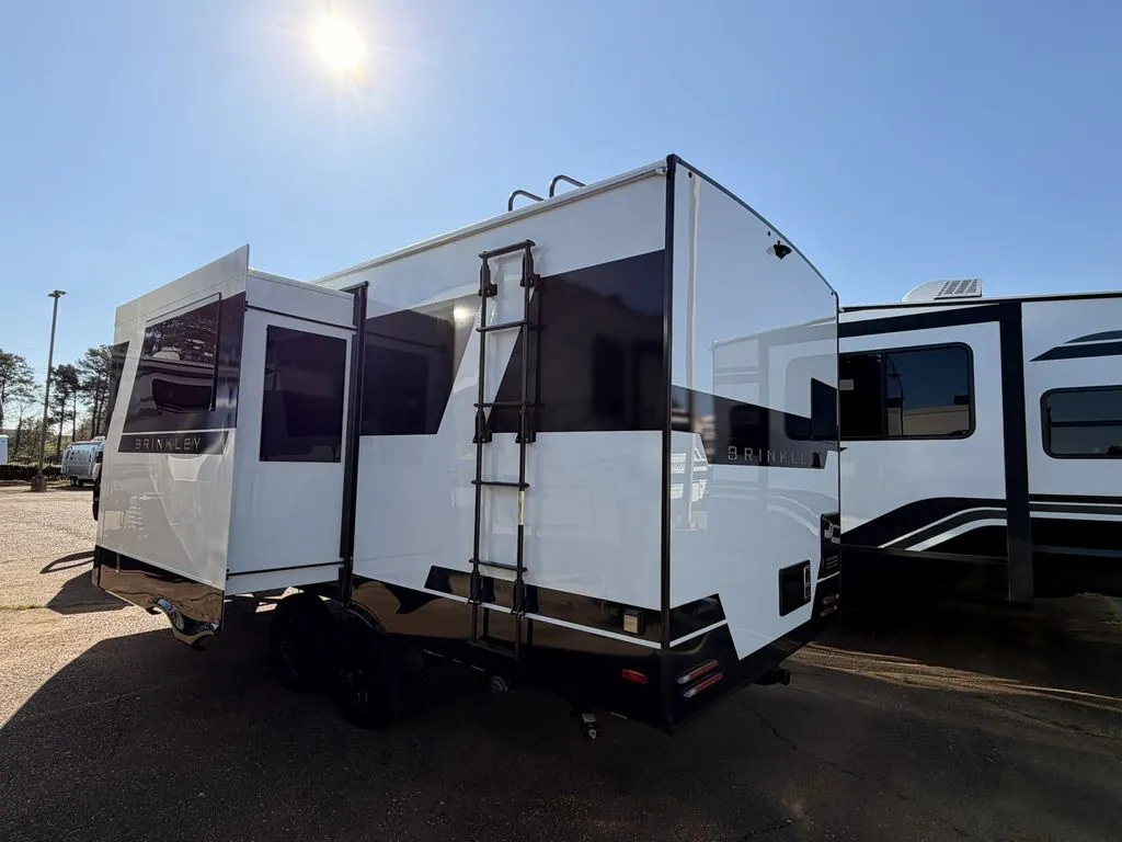 2026 Brinkley Model Ix 20X, Photos photo 3
