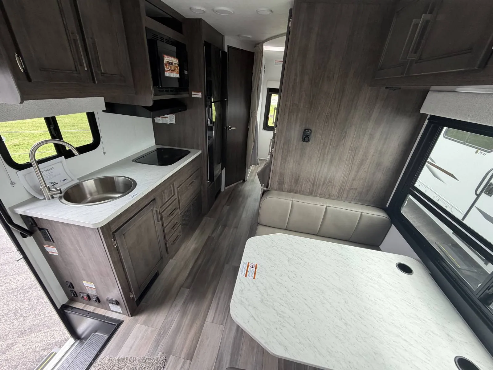 2026 Jayco Redhawk SE 22C - Photo 4