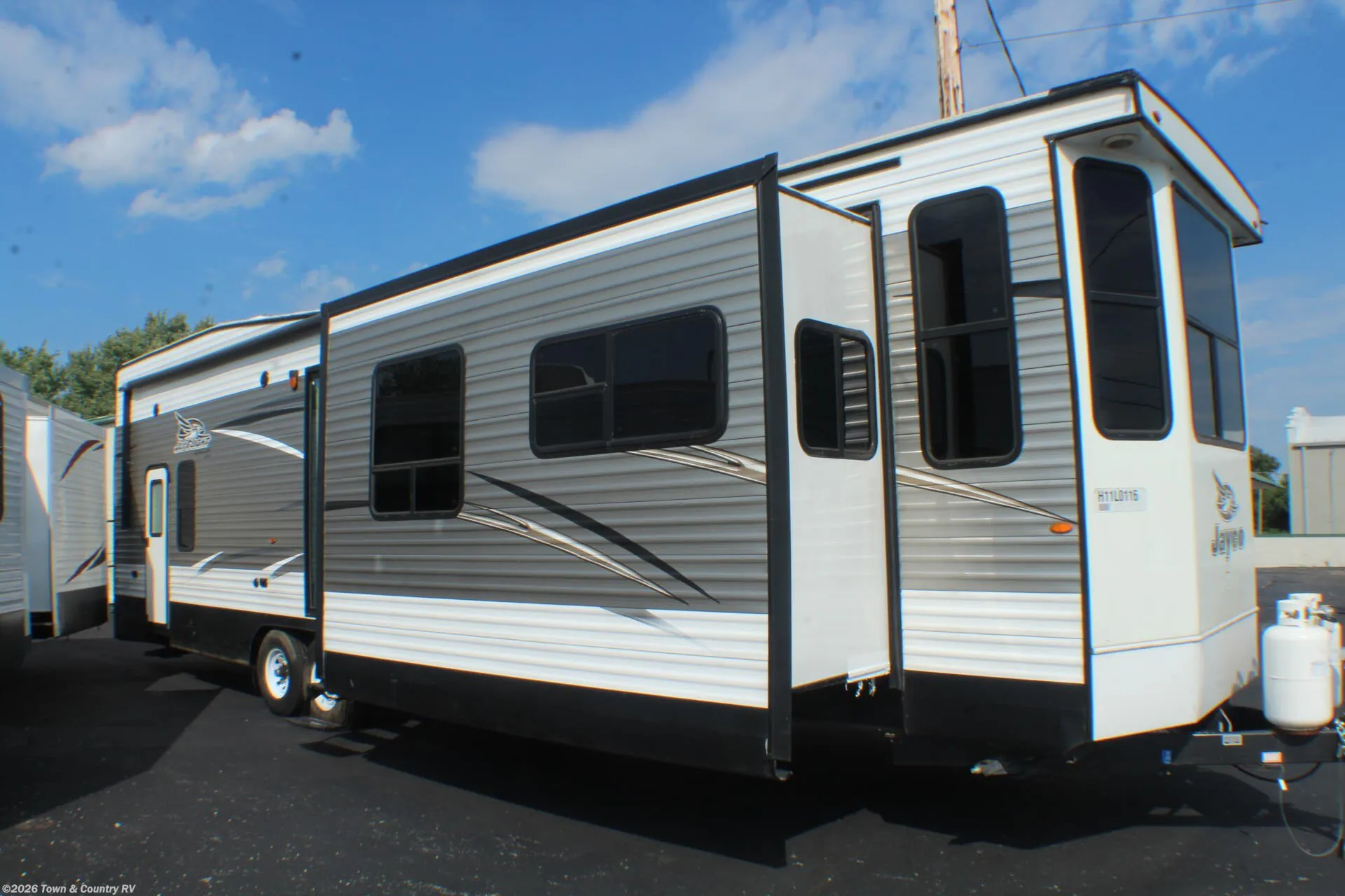 2017 Jayco Jay Flight Bungalow 40LOFT - Photo 2