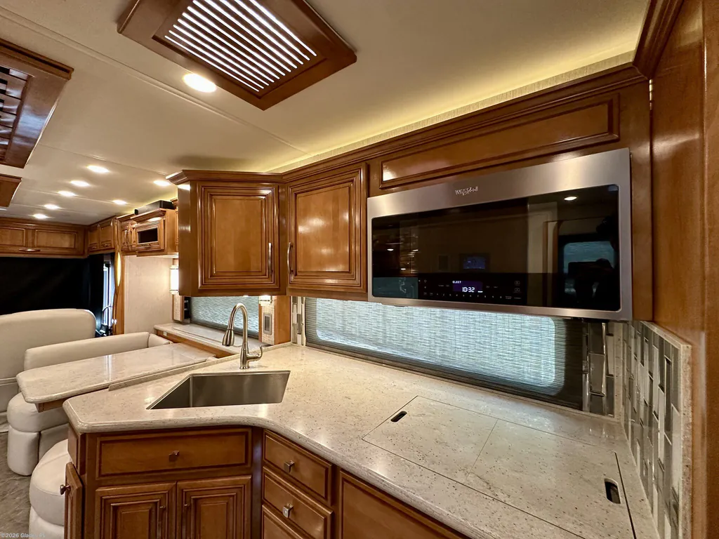 2021 Newmar New Aire 3543, Photos photo 5