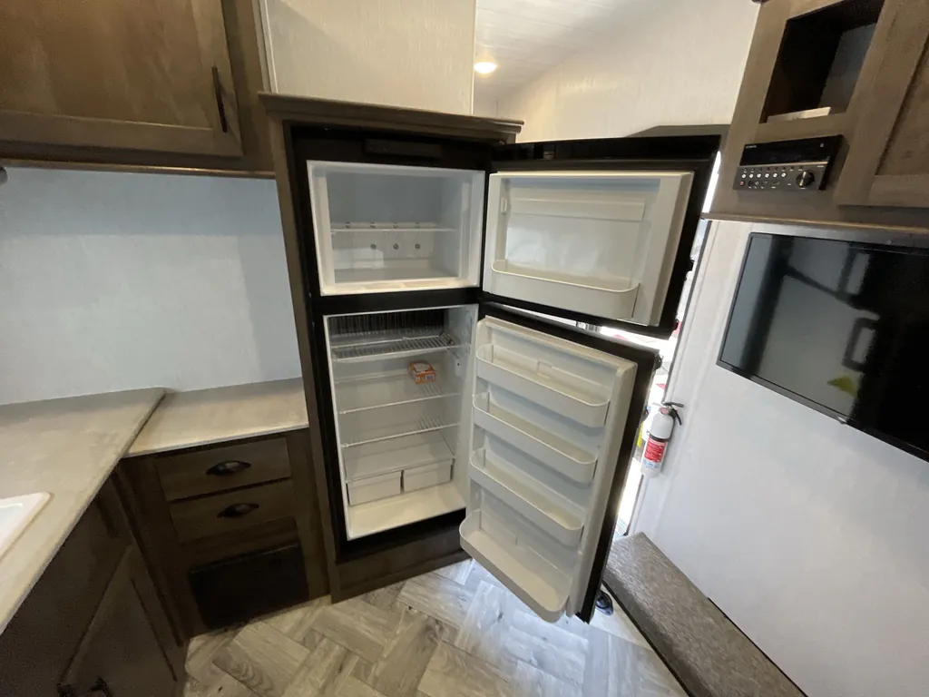 2022 Forest River Stealth FQ2413G, Photos photo 8