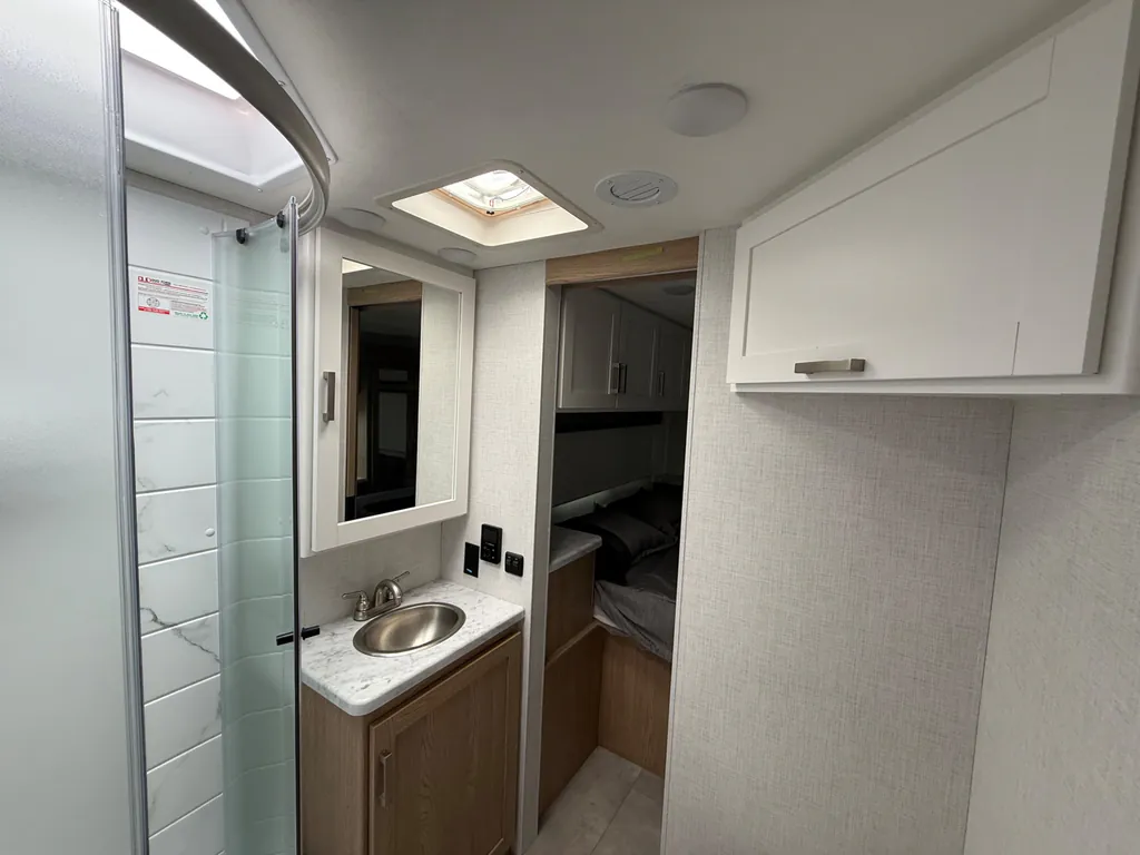 2026 Thor Motor Coach Freedom Elite 31FE, Photos photo 23