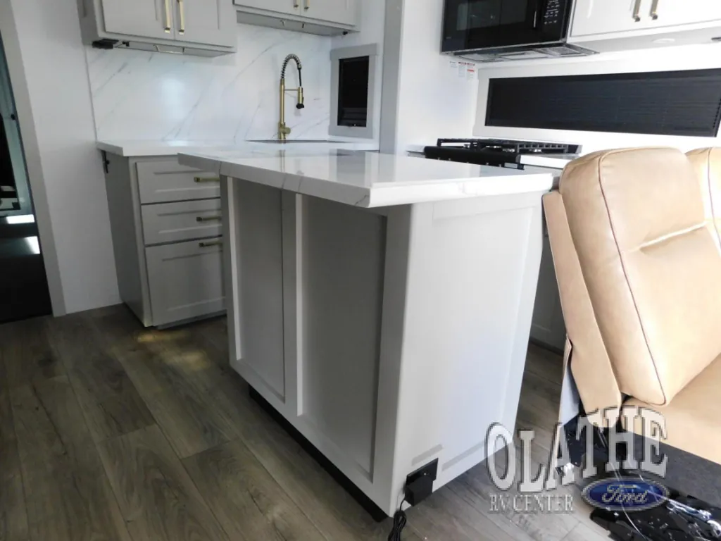 2026 Brinkley Model G 3970, Photos photo 13