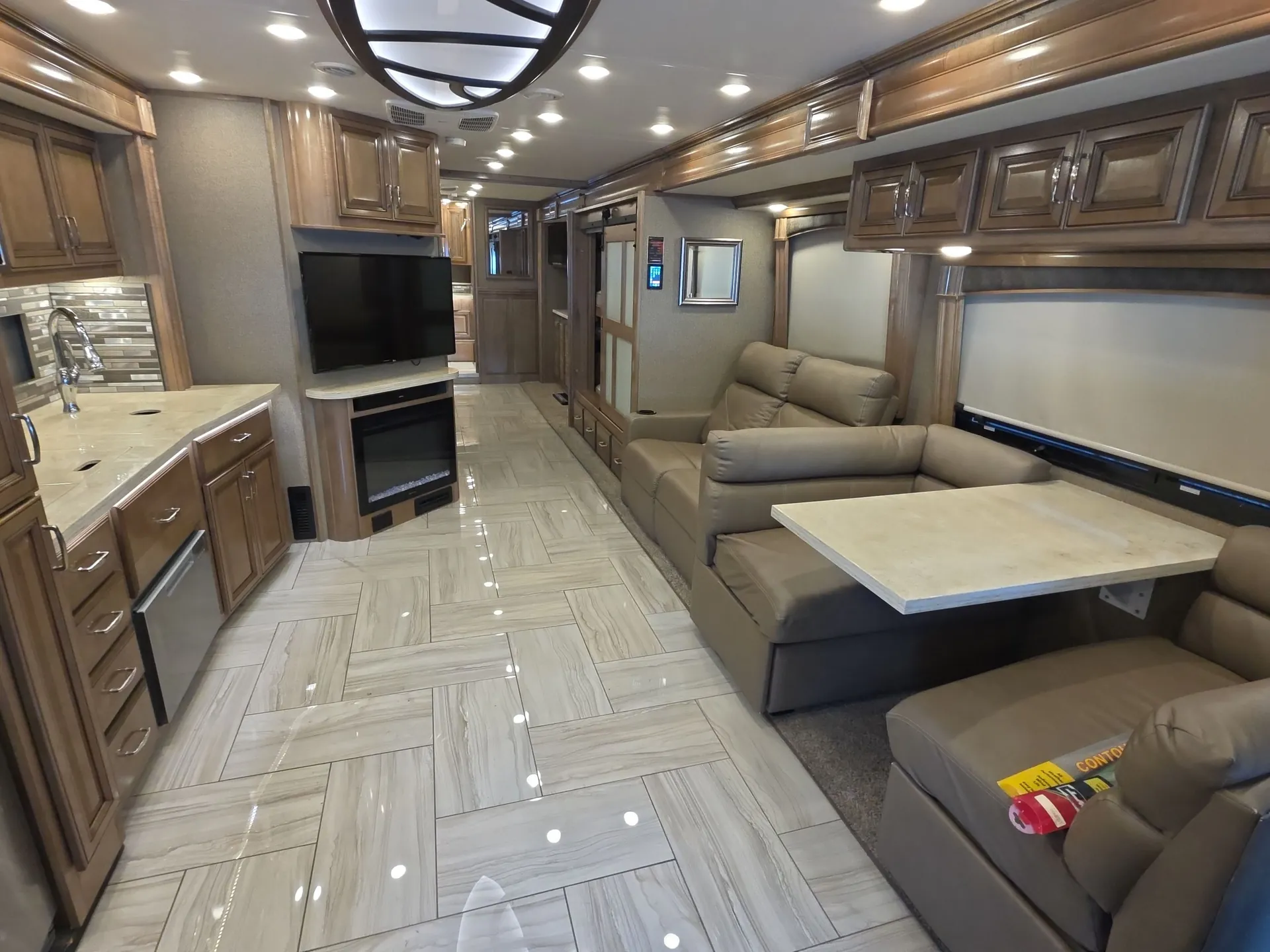 2020 Fleetwood Discovery 38N — living area main