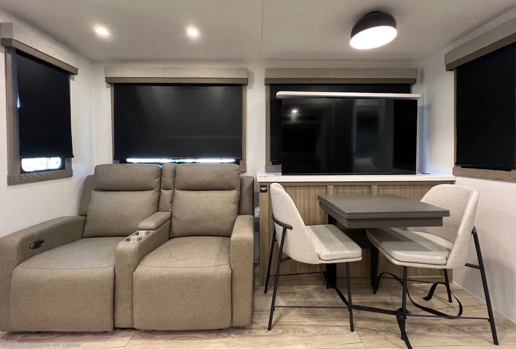2027 Forest River Rockwood Signature 403SDB, Photos photo 23