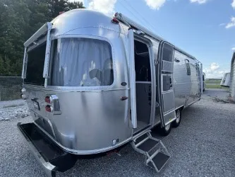 2026 Airstream Globetrotter 27FB - Photo 4