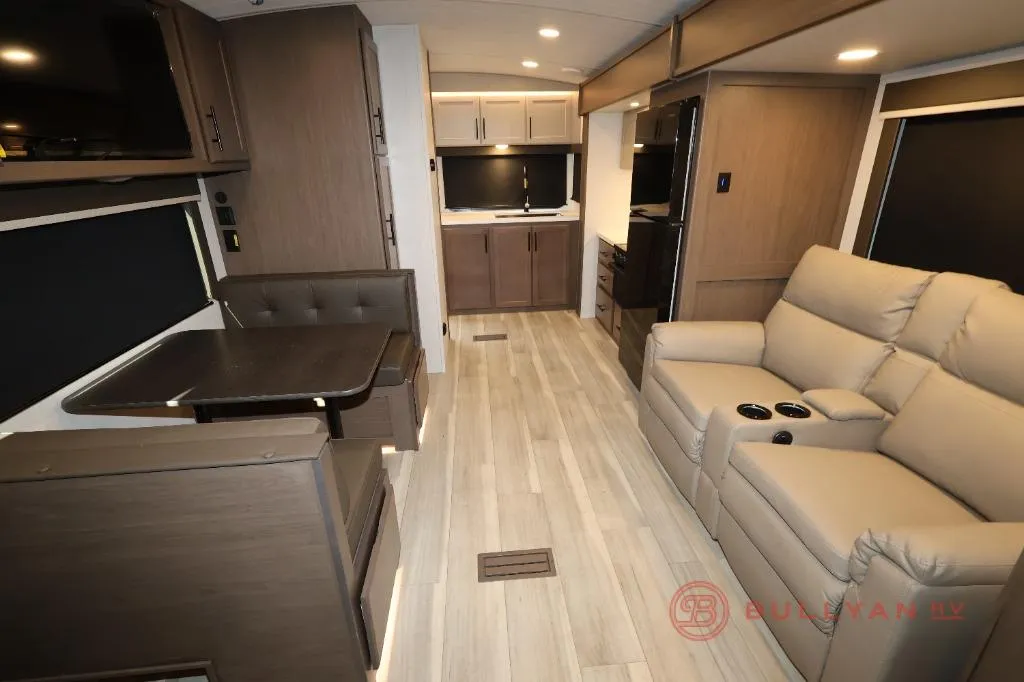 2026 Keystone Cougar Half-Ton 22MLS - Photo 3