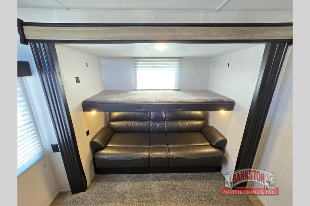 2022 Forest River Cherokee 324TS, Photos photo 26