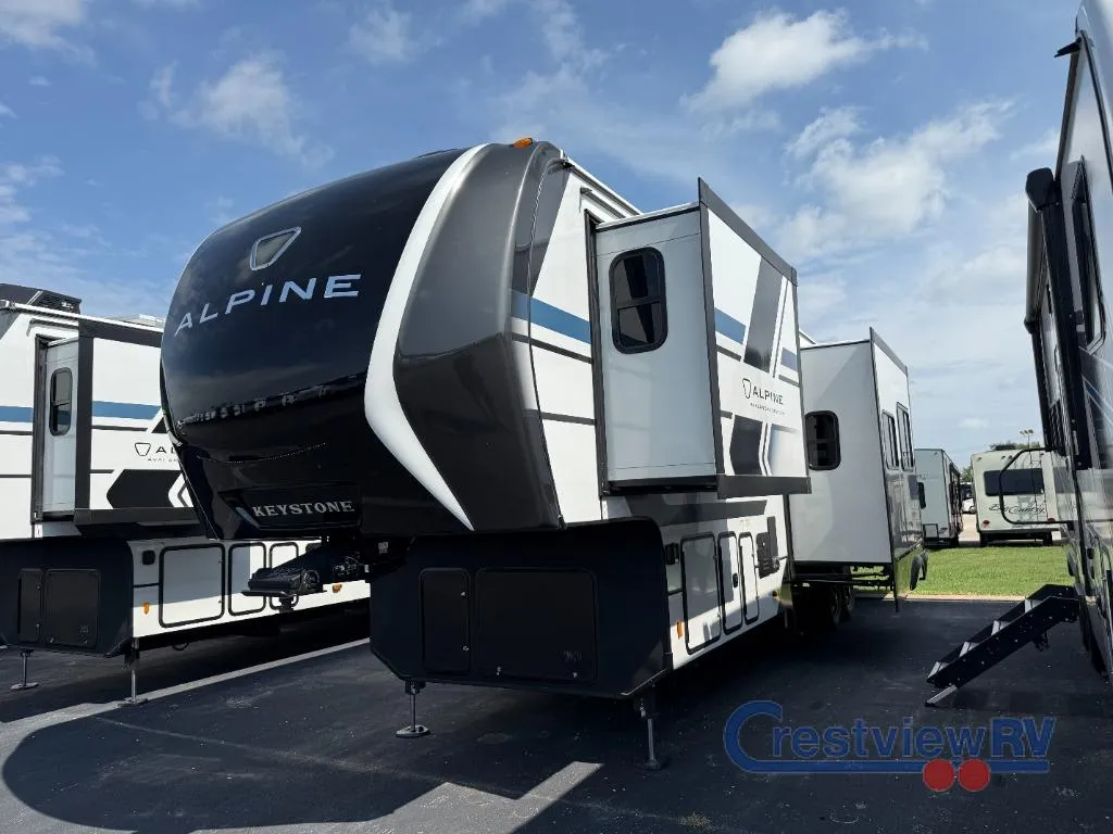 2026 Keystone Alpine Avalanche Edition 366LS - Photo 4