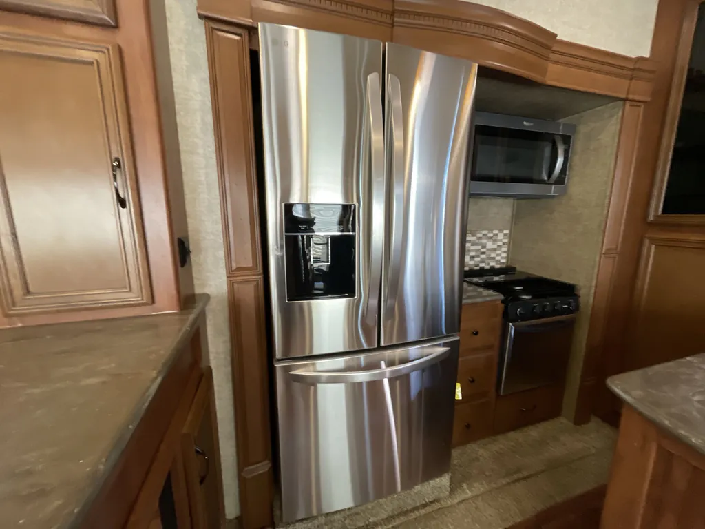 2016 Forest River Sierra 355RE, Photos photo 7