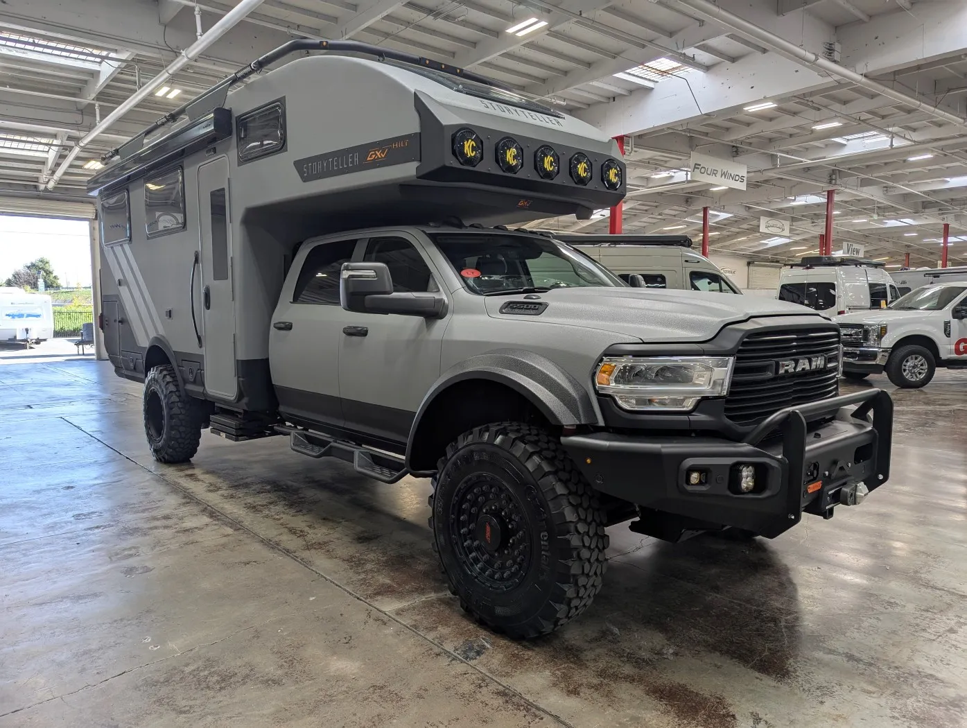2026 Storyteller Overland GXV Hilt Hilt - Main photo
