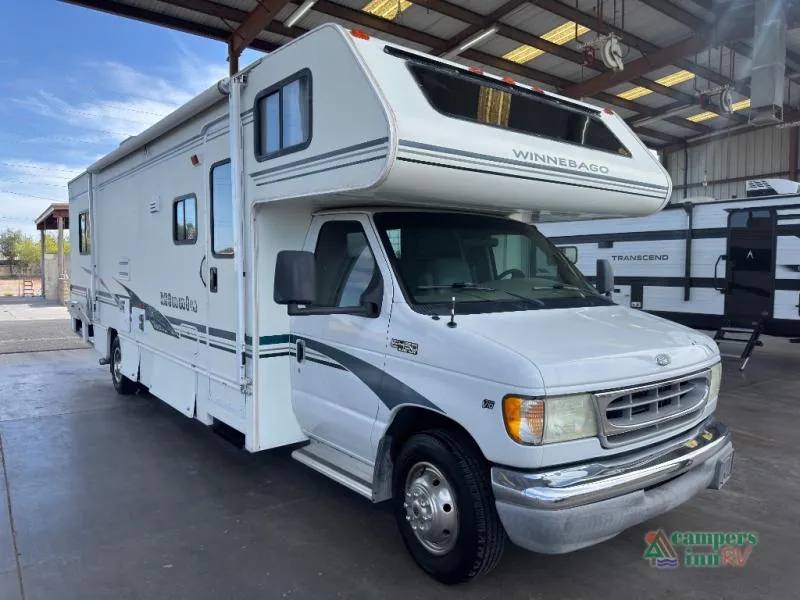 2002 Winnebago Minnie Winnie 30V - Photo 3