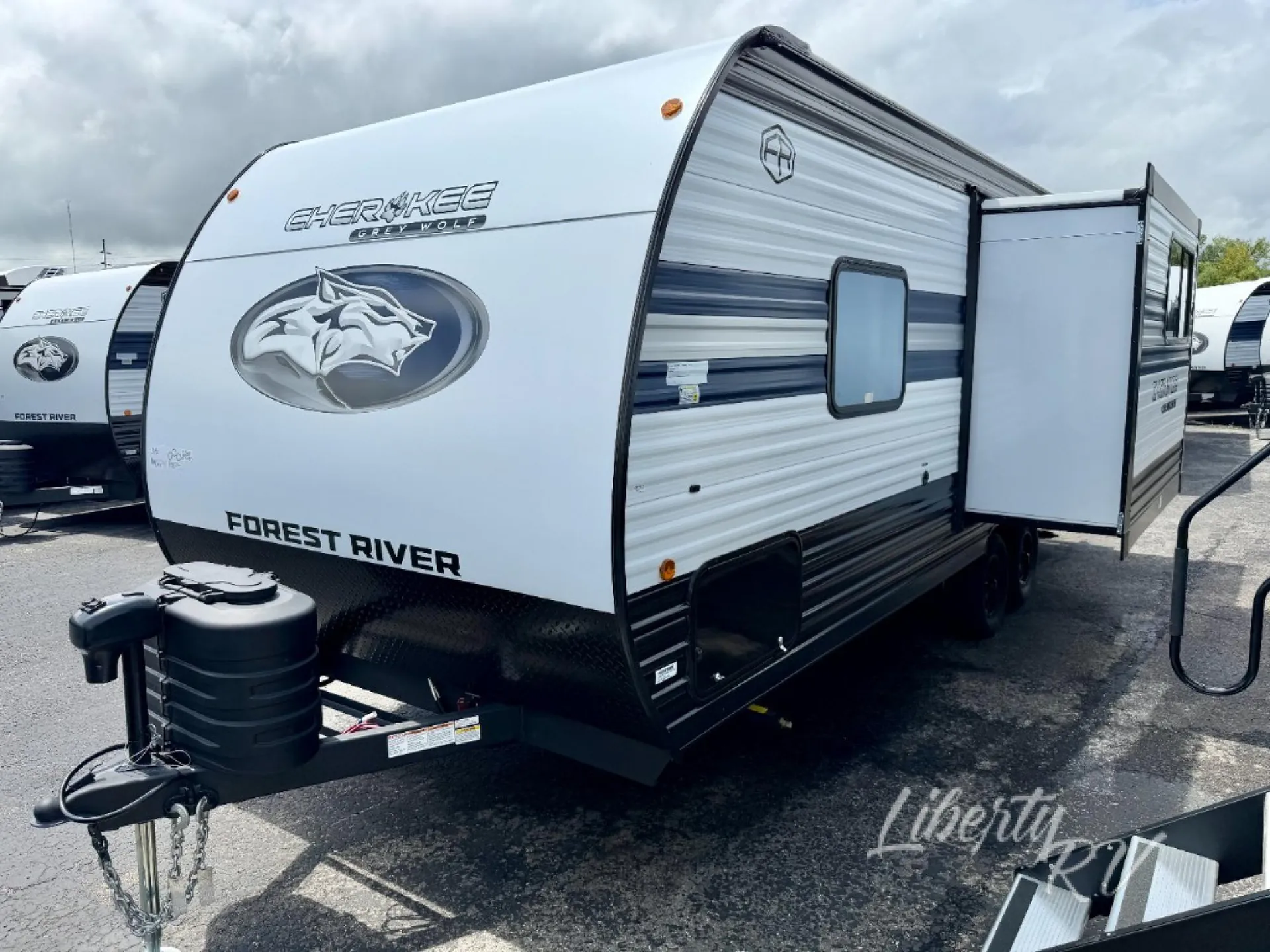2027 Forest River Cherokee Grey Wolf 21AB - Photo 3