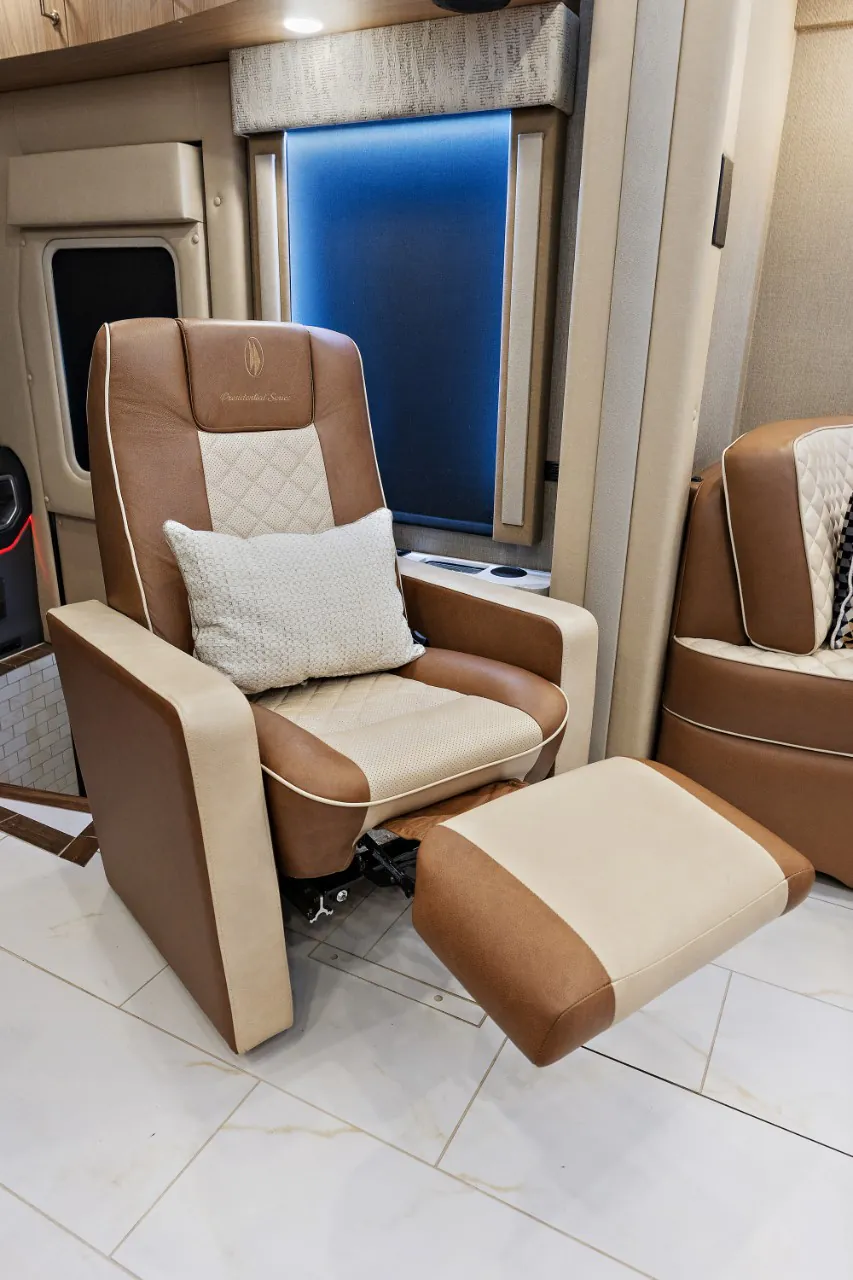 2026 Foretravel Presidential Series Realm FS605 LVMS - Photo 4