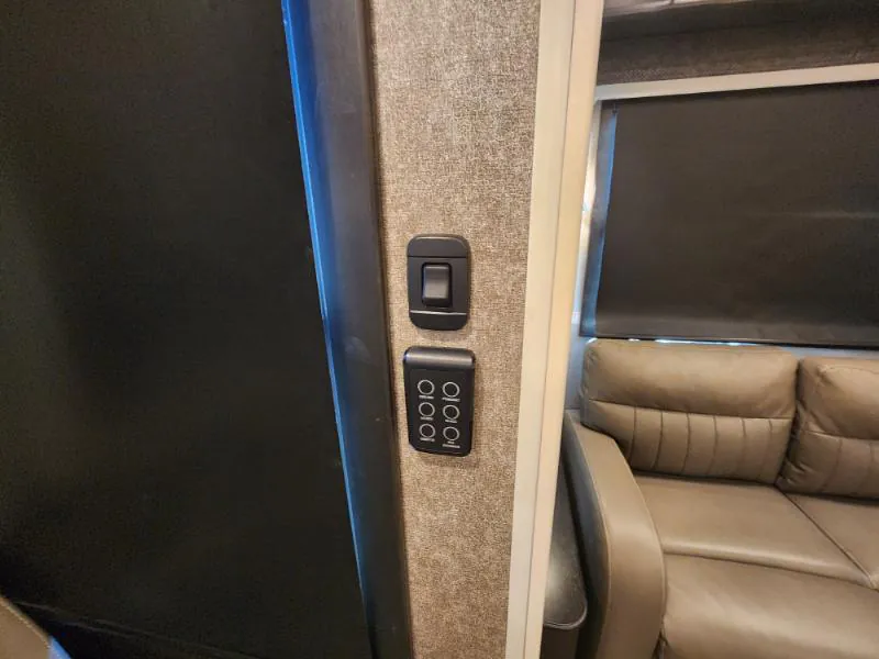 2021 Jayco Pinnacle 36FBTS, Photos photo 11