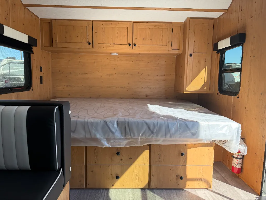 2026 Sunset Park RV Retro 186 - Photo 3