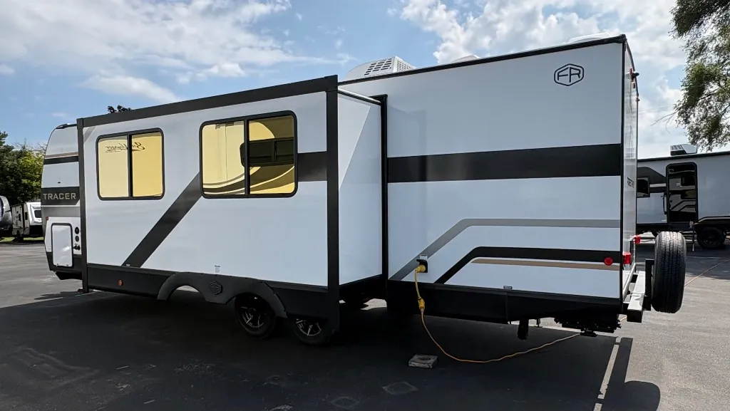 2027 Forest River Tracer 275BH, Photos photo 7