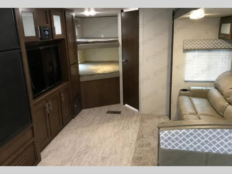 2020 Forest River RV Avenger 27DB - Photo 2