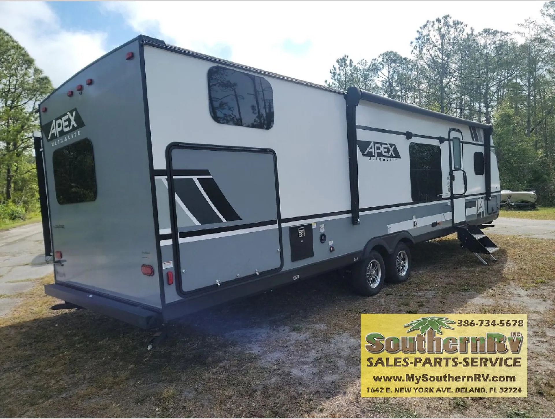2022 Coachmen Apex 300BHS - Photo 3