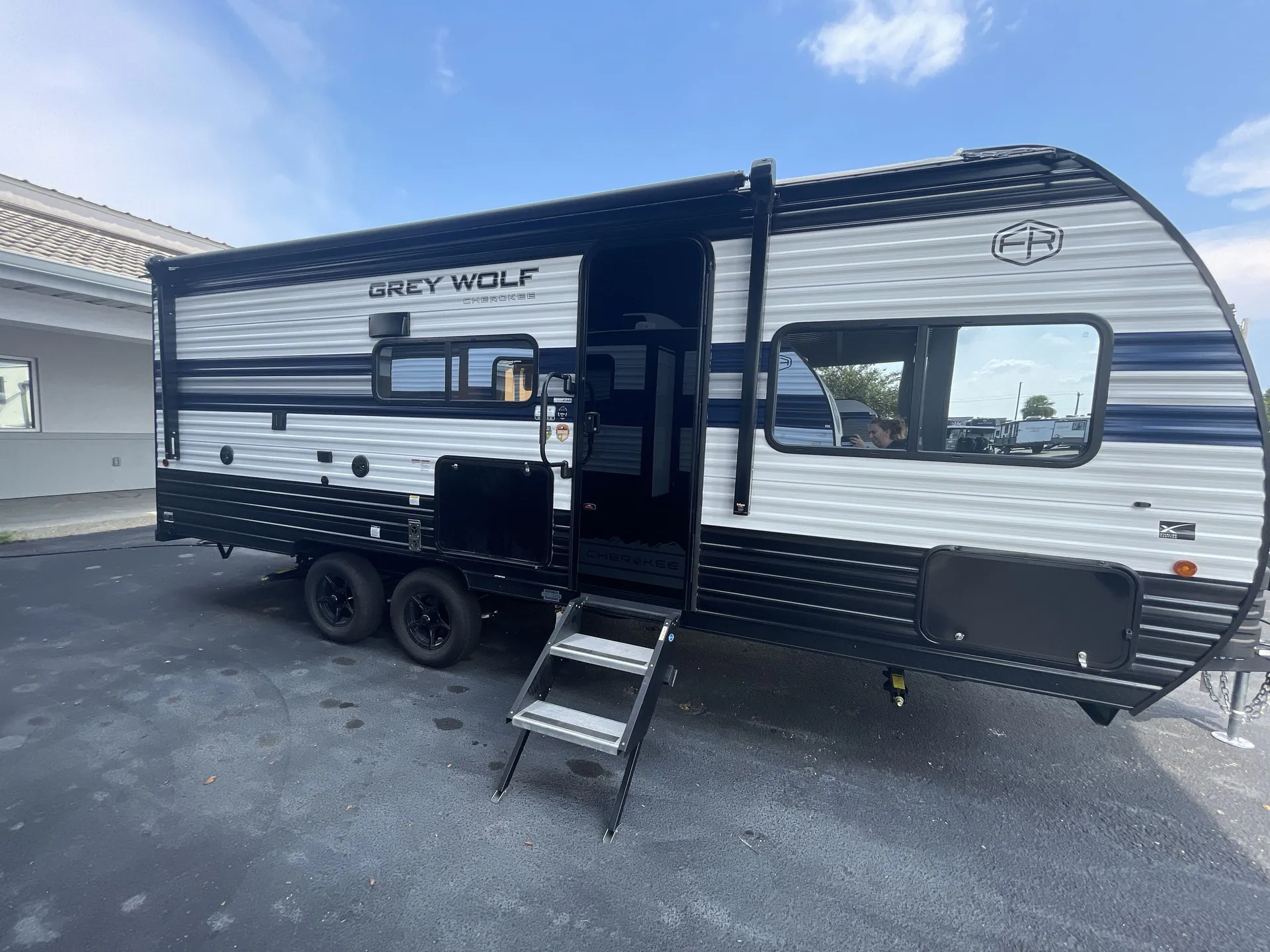 2027 Forest River Cherokee Grey Wolf 21AB — campside