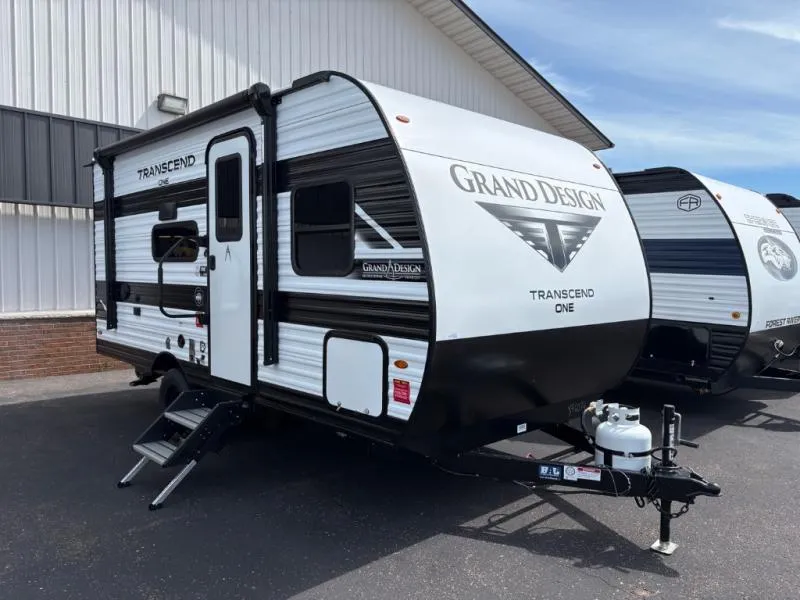 2027 Grand Design Transcend One 151BH - Photo 2